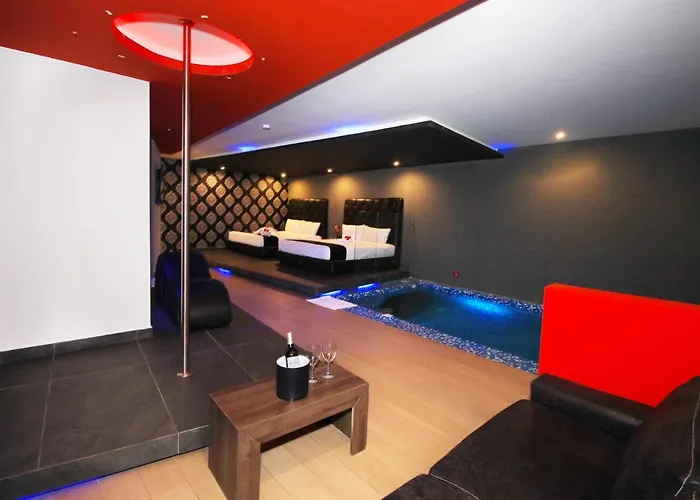 Intimisimo Constituyentes Hotel del amor Playa del Carmen